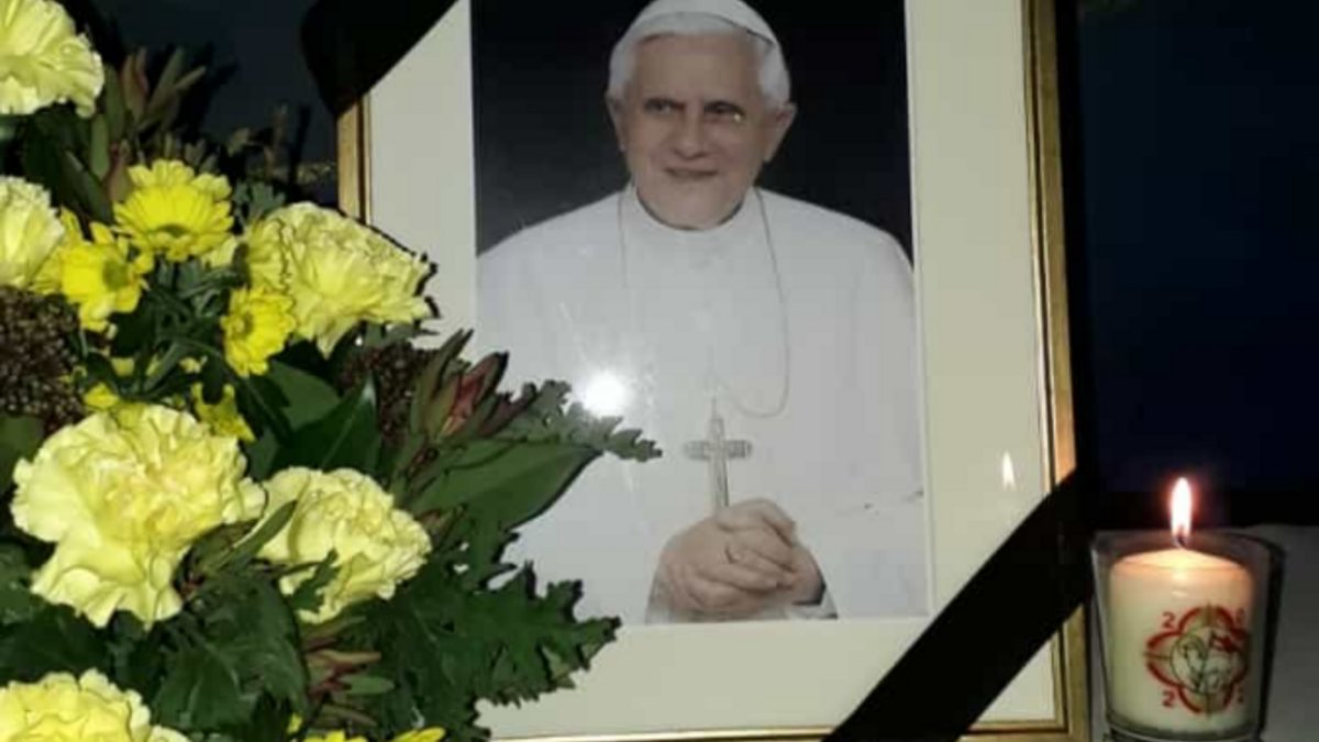 Wir gedenken Papst emer. Benedikt XVI