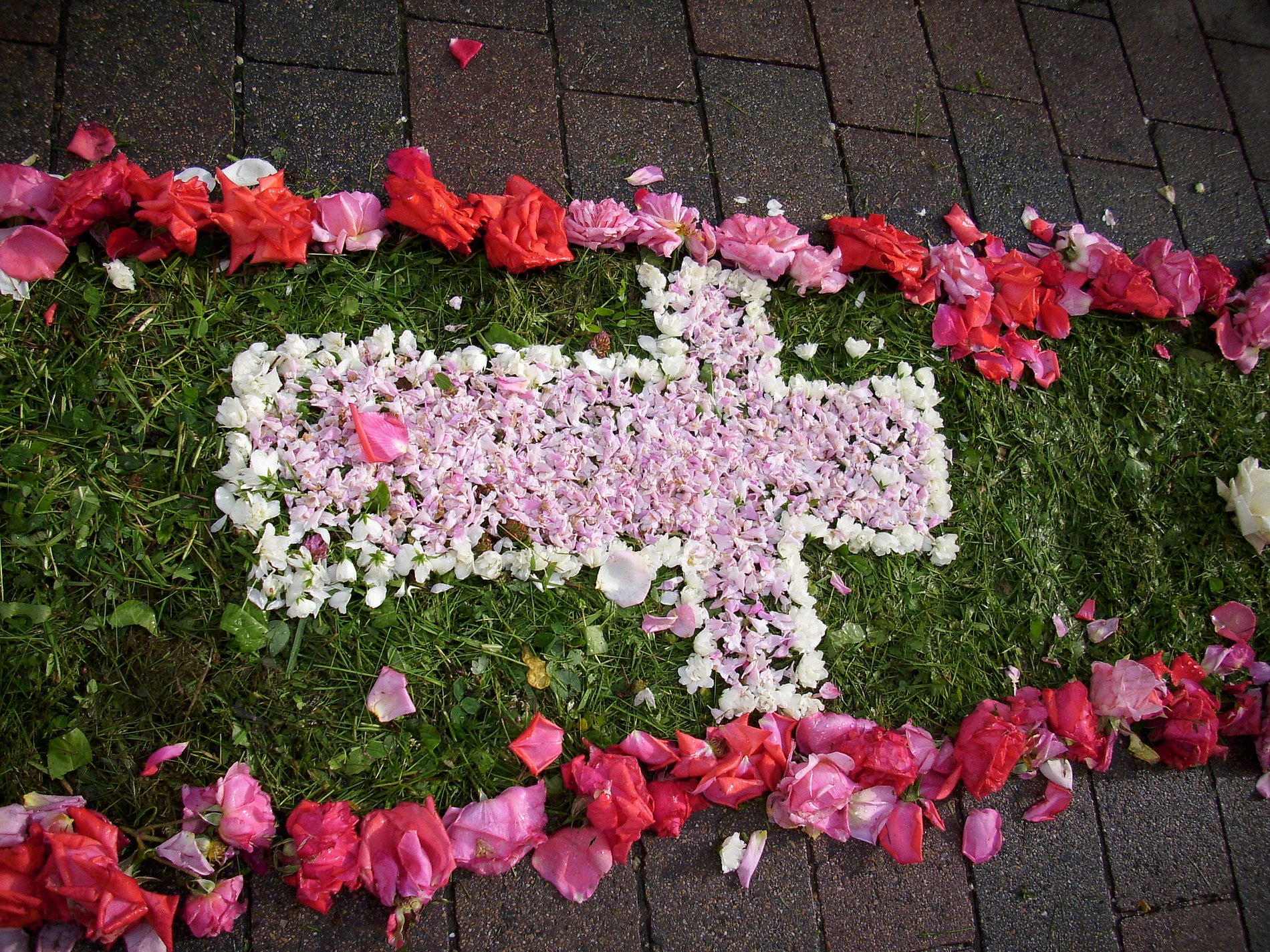 Fronleichnam Blumenband mit Kreuz