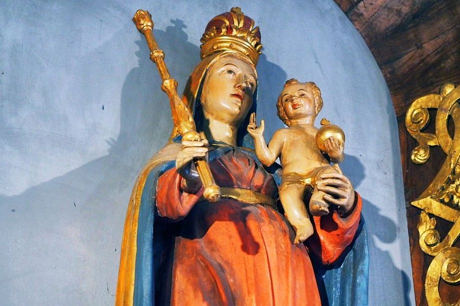 Maria am Hochaltar